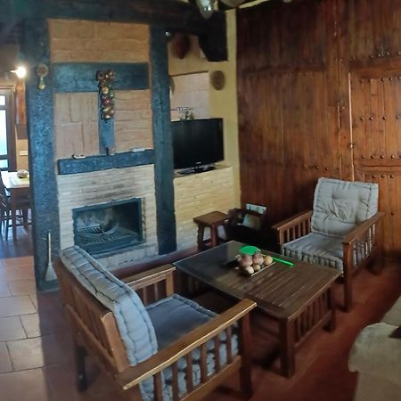 Casa Rural La Casa De Los Pollos Turrubuelo Dış mekan fotoğraf