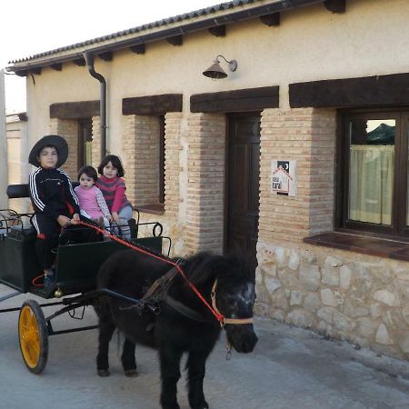 Casa Rural La Casa De Los Pollos Turrubuelo Dış mekan fotoğraf
